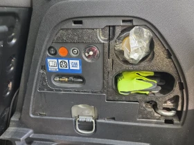 Opel Corsa 1.4i 90 Газ, снимка 12