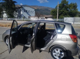 Toyota Corolla verso, снимка 9