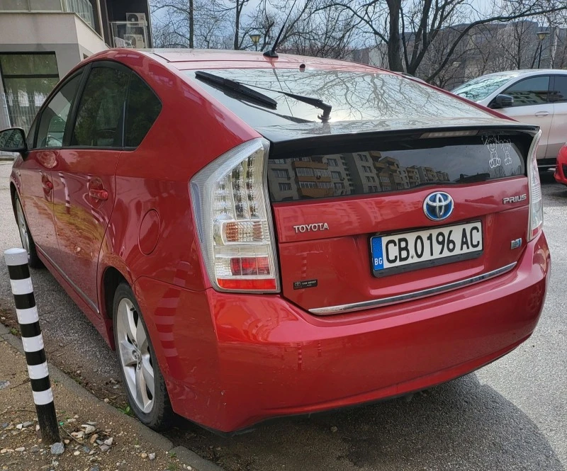 Toyota Prius 1.8, снимка 4 - Автомобили и джипове - 49475974