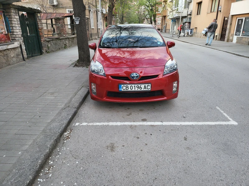 Toyota Prius 1.8, снимка 2 - Автомобили и джипове - 49475974