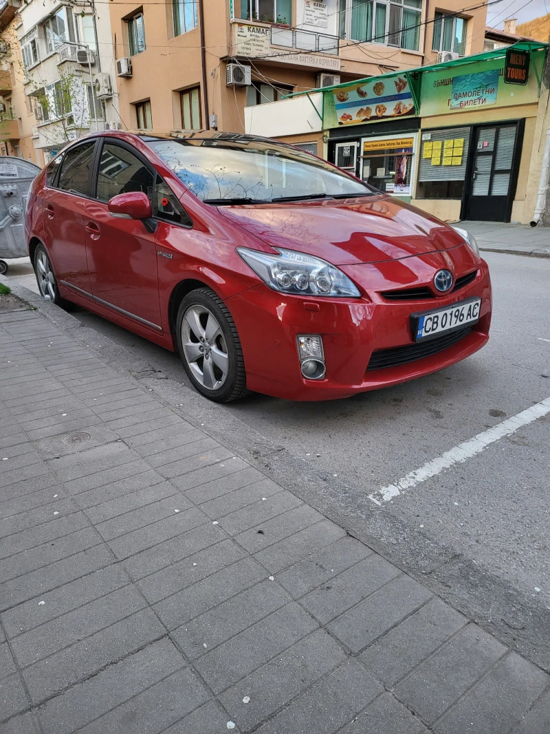 Toyota Prius 1.8, снимка 1 - Автомобили и джипове - 47423916