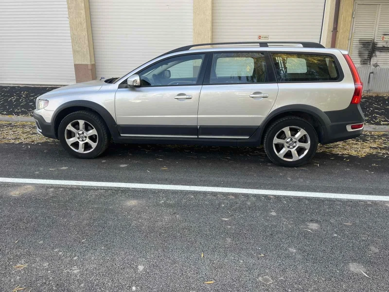 Volvo Xc70 D5, снимка 5 - Автомобили и джипове - 48240518