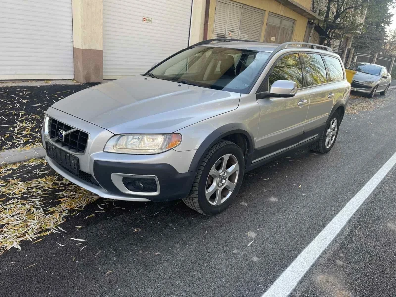 Volvo Xc70 D5, снимка 2 - Автомобили и джипове - 48240518