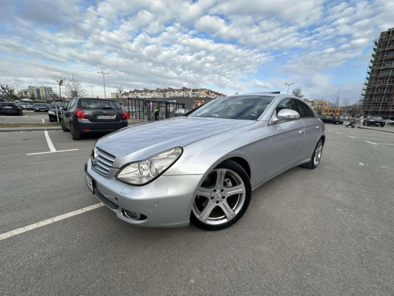 Mercedes-Benz CLS 500, снимка 1 - Автомобили и джипове - 49199916