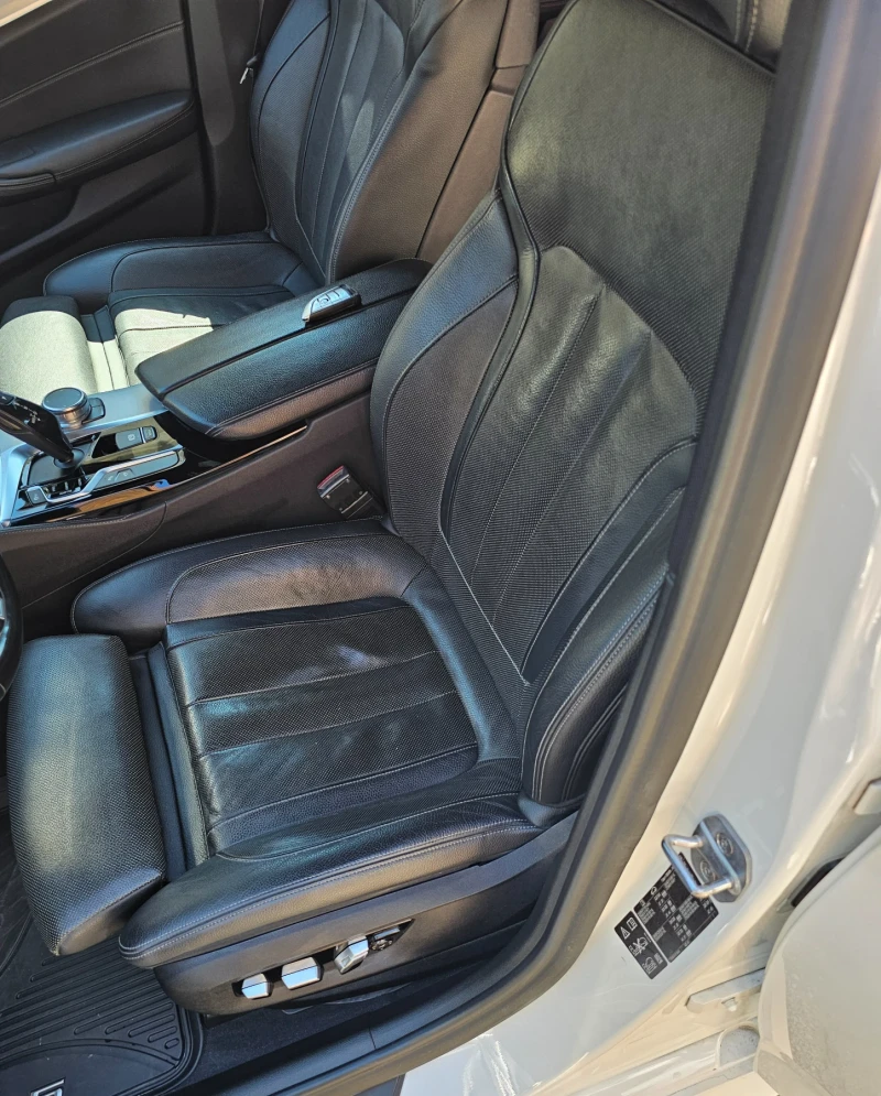 BMW 530 M Sport / xDrive , снимка 8 - Автомобили и джипове - 50823751