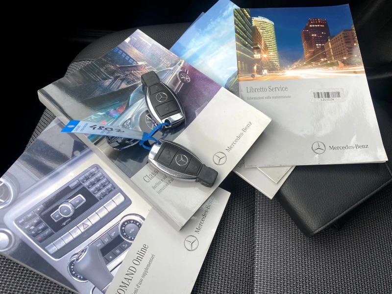 Mercedes-Benz C 220 CDi Face Lift Avantgarde Кожа Нави Ксенон, снимка 13 - Автомобили и джипове - 51032205