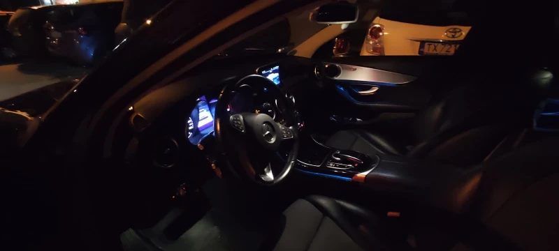 Mercedes-Benz C 220 Авангард Екслузив, снимка 12 - Автомобили и джипове - 52373396