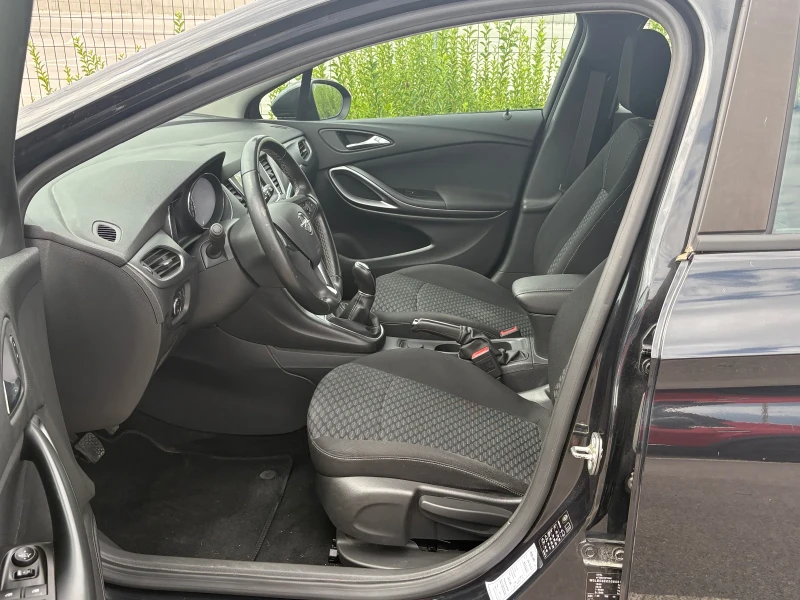 Opel Astra, снимка 7 - Автомобили и джипове - 51465528