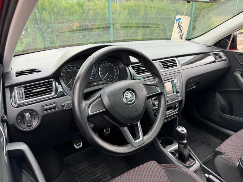 Skoda Rapid 1.6 TDI Sport, снимка 7 - Автомобили и джипове - 52278116