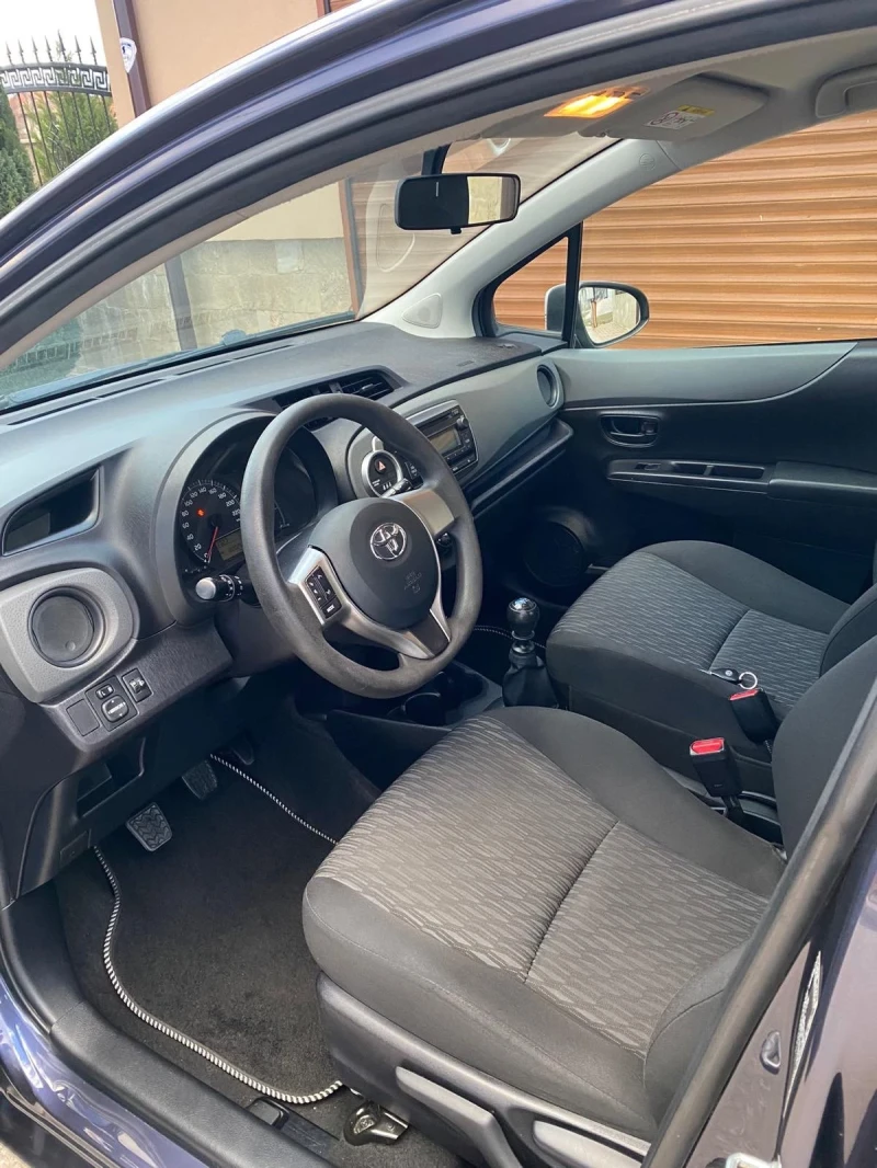 Toyota Yaris 1.4D4D, снимка 11 - Автомобили и джипове - 52851205