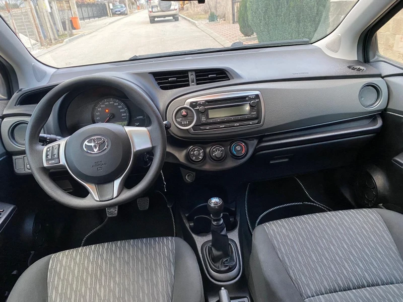 Toyota Yaris 1.4D4D, снимка 7 - Автомобили и джипове - 52851205