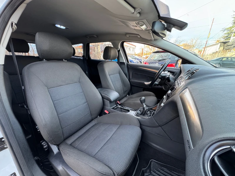 Ford Mondeo 2.0TDI-140кс, снимка 11 - Автомобили и джипове - 53047531