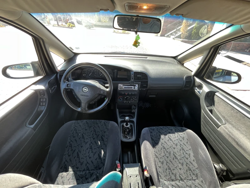 Opel Zafira, снимка 16 - Автомобили и джипове - 53072395