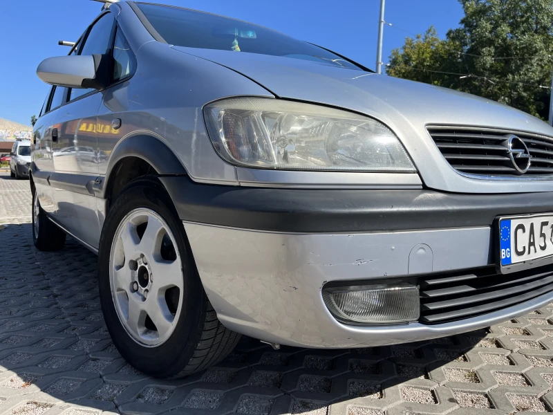 Opel Zafira, снимка 2 - Автомобили и джипове - 53072395