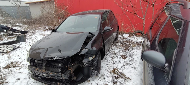VW Golf 1.2TSI CBZ, снимка 8 - Автомобили и джипове - 53243302