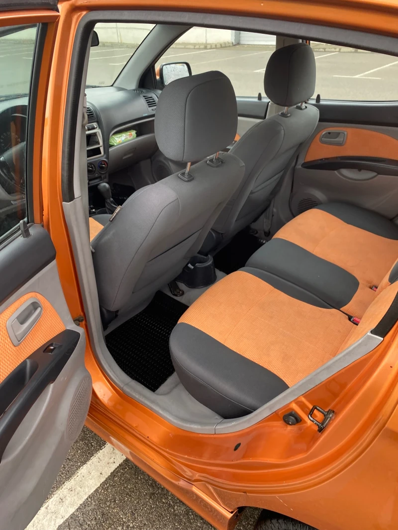 Kia Picanto, снимка 11 - Автомобили и джипове - 53392055