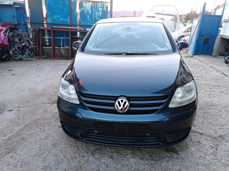 VW Golf Plus 2.0FSI Ксенон, снимка 1 - Автомобили и джипове - 46668162