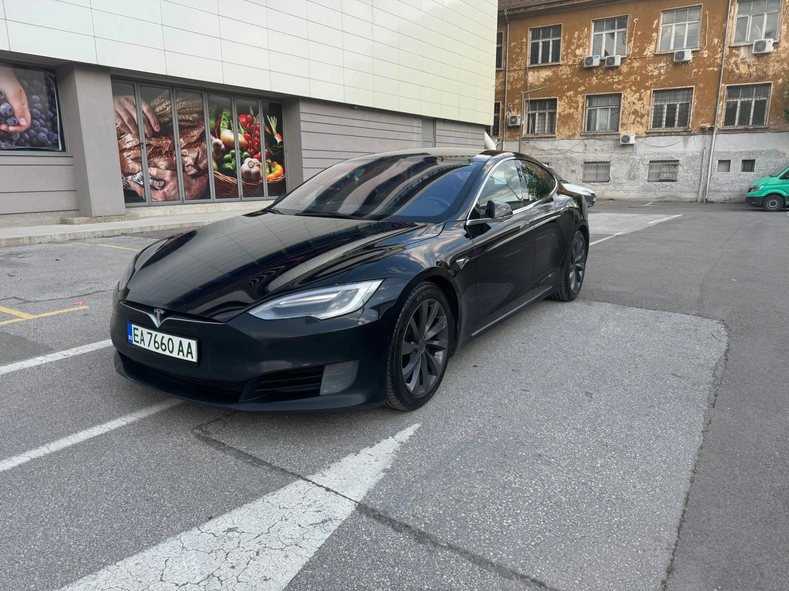 Tesla Model S - [1] 