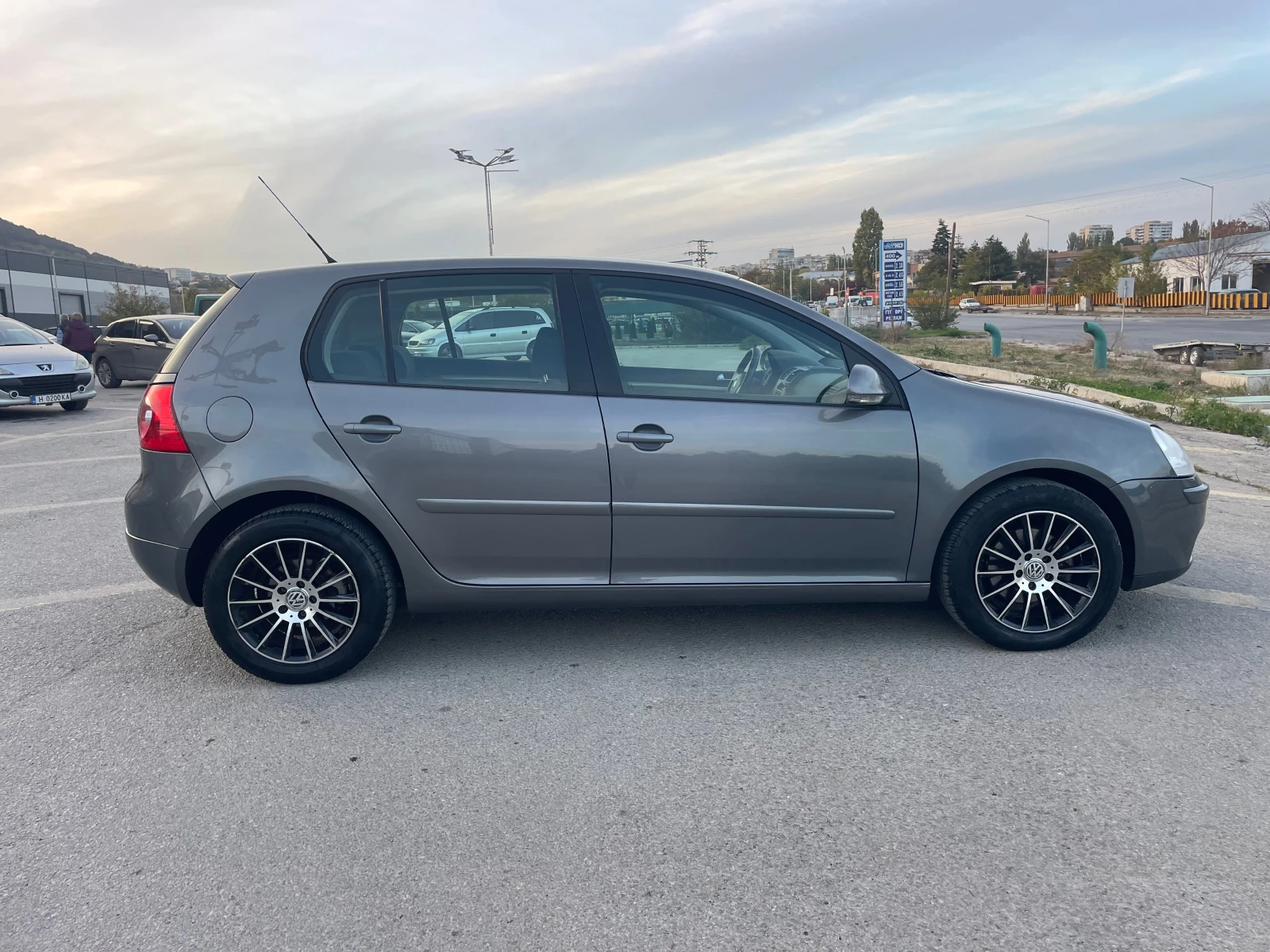 VW Golf 2.0tdi - изображение 4