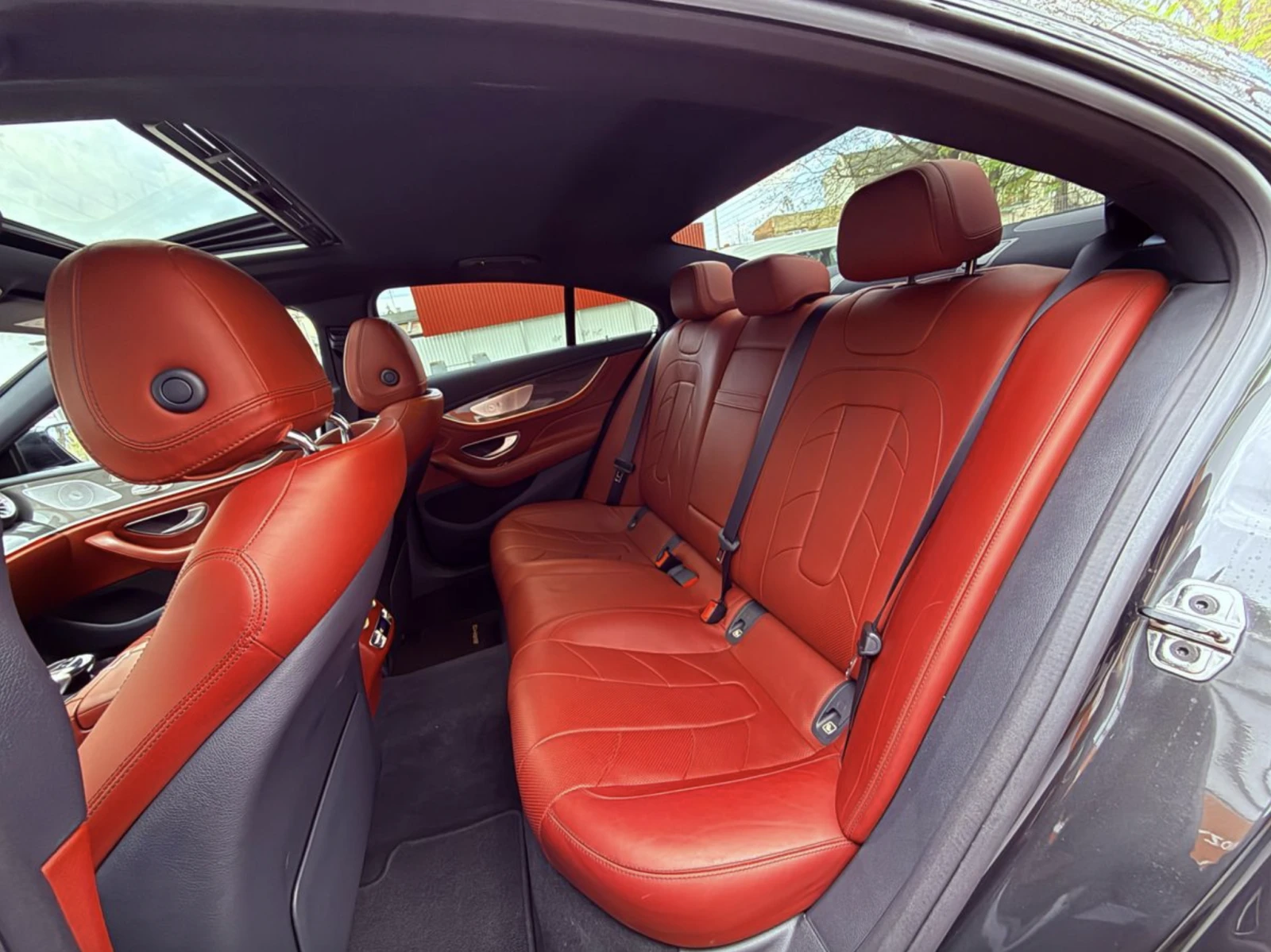 Mercedes-Benz CLS 53 AMG 4Matic/360/Burmester/Дигитално - изображение 7