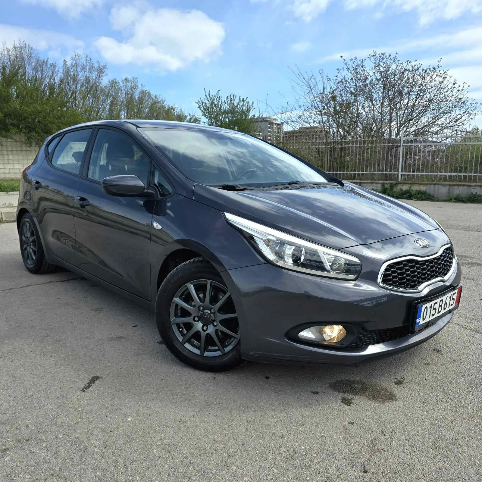 Kia Ceed КАТО ЧИСТО НОВ - изображение 3
