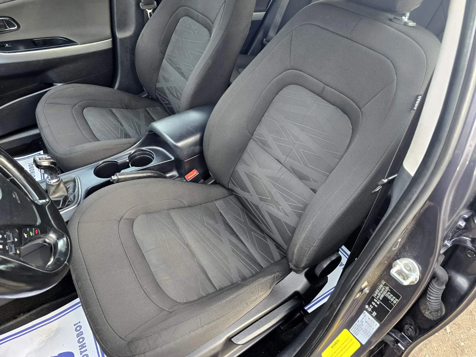 Kia Ceed КАТО ЧИСТО НОВ - изображение 9