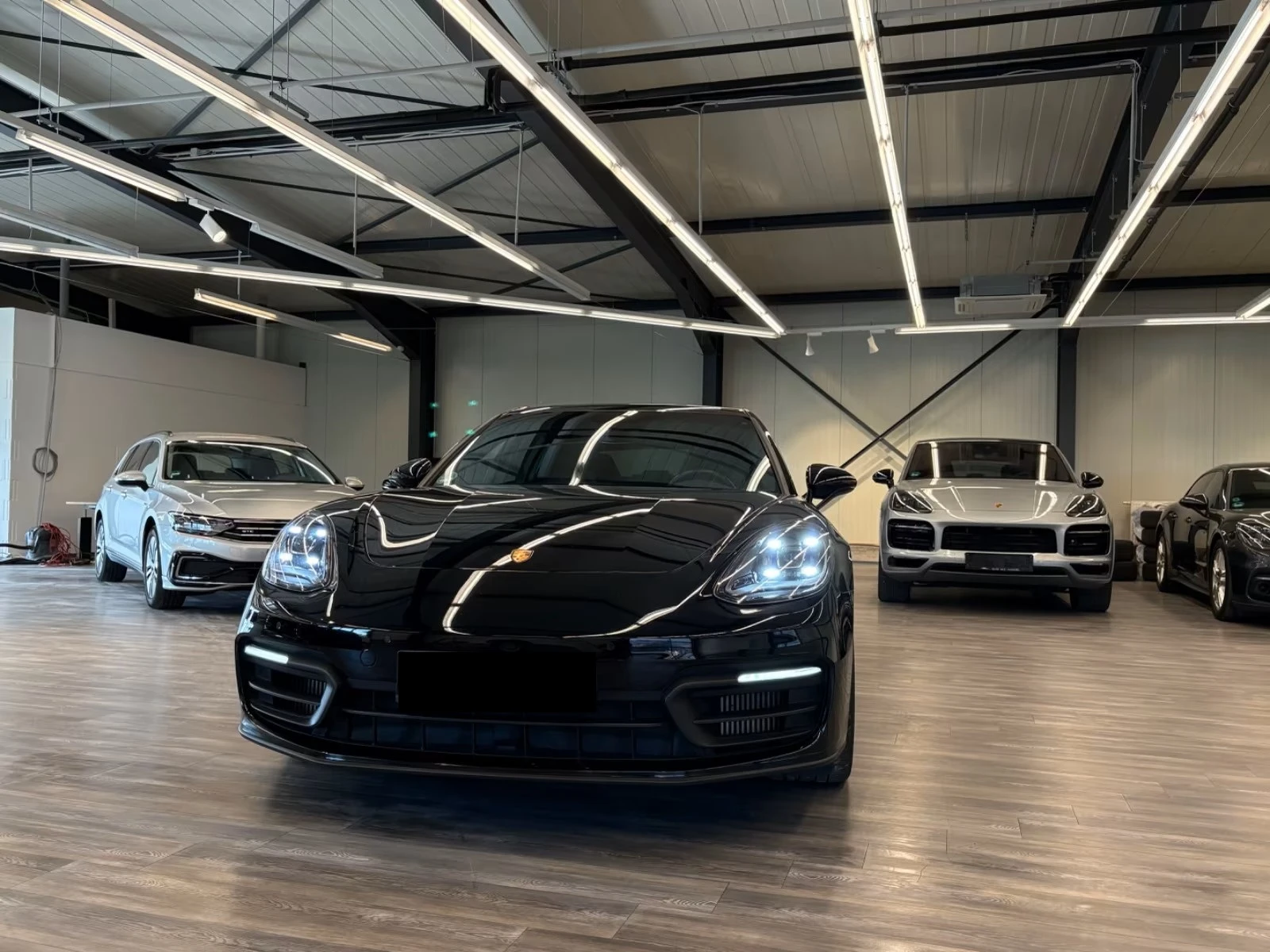 Porsche Panamera НАЛИЧЕН 4 ST Pano, Lift, Bose, Night Paket, 21' - изображение 3