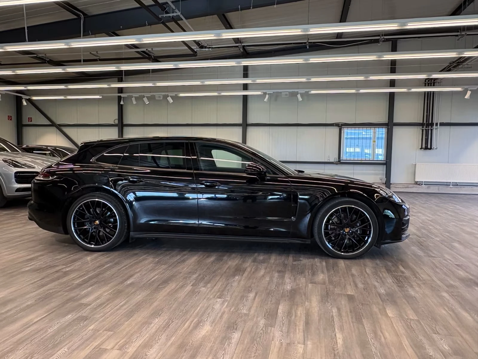 Porsche Panamera НАЛИЧЕН 4 ST Pano, Lift, Bose, Night Paket, 21' - изображение 8