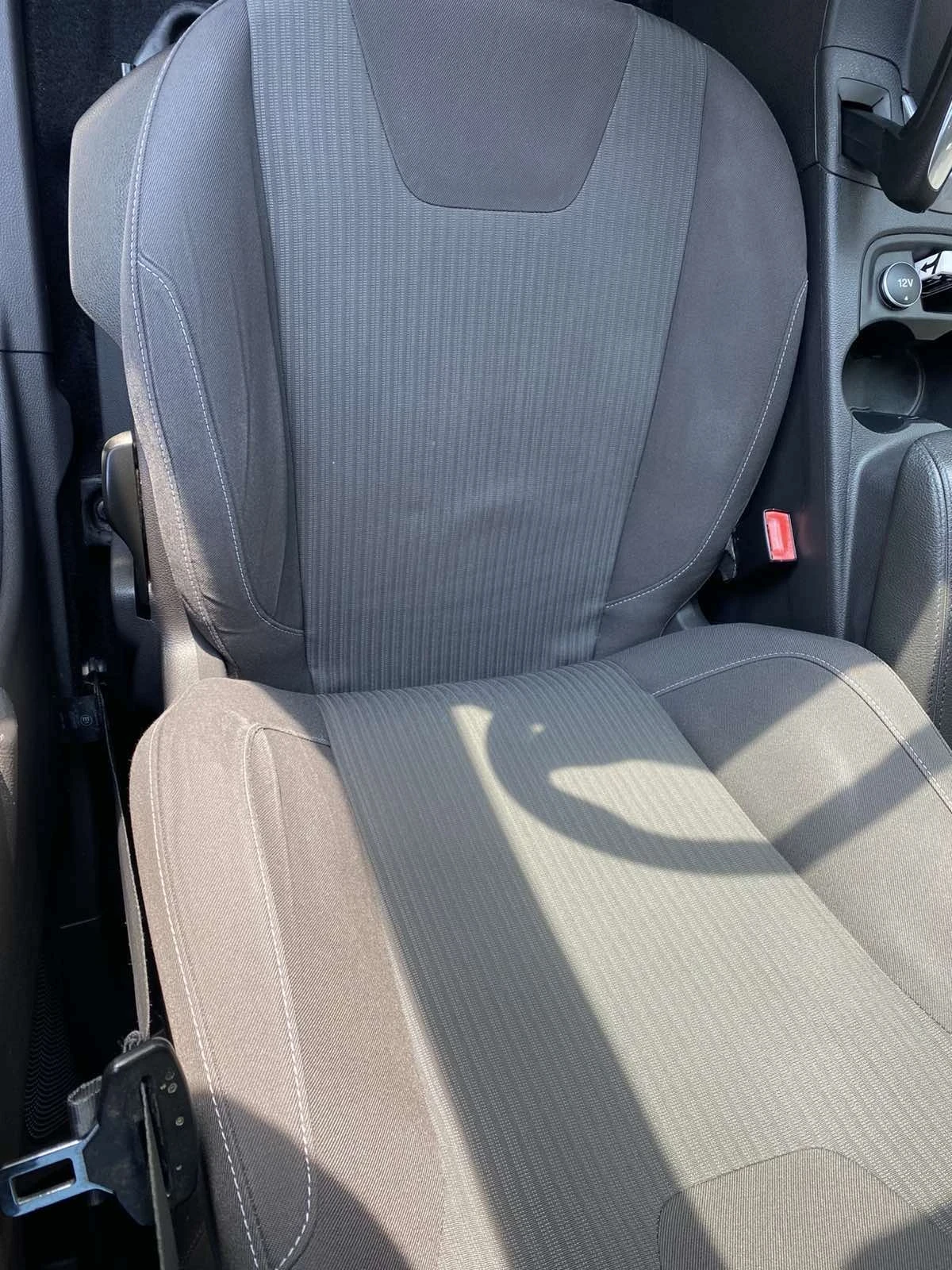 Ford Focus 1.6 TDCI - изображение 6