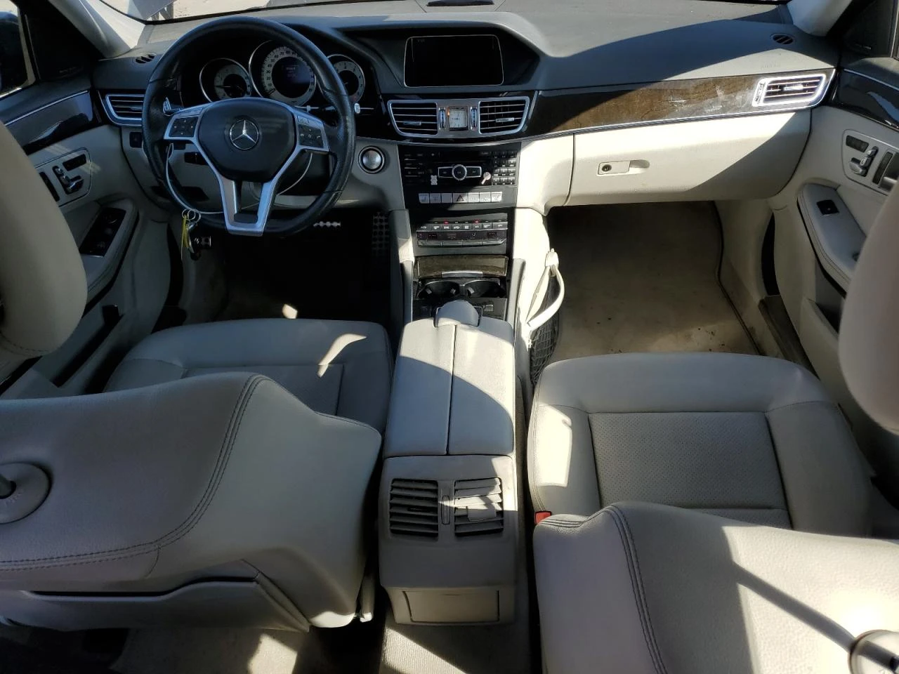 Mercedes-Benz E 350  - изображение 8