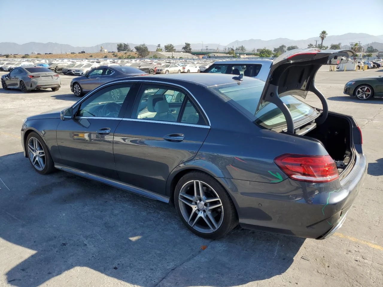 Mercedes-Benz E 350  - изображение 5