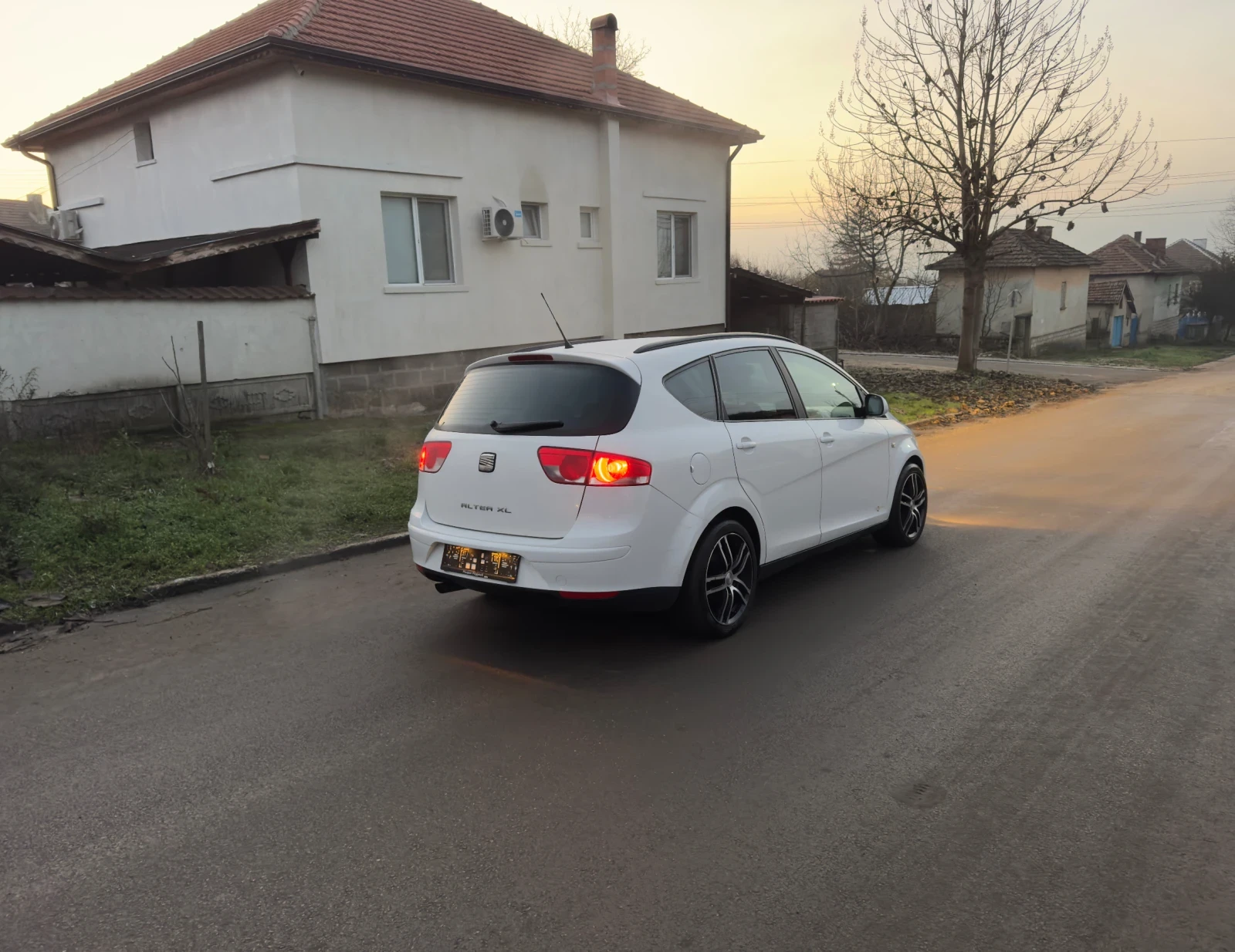 Seat Altea XL 1.6TDI 105kc - изображение 6