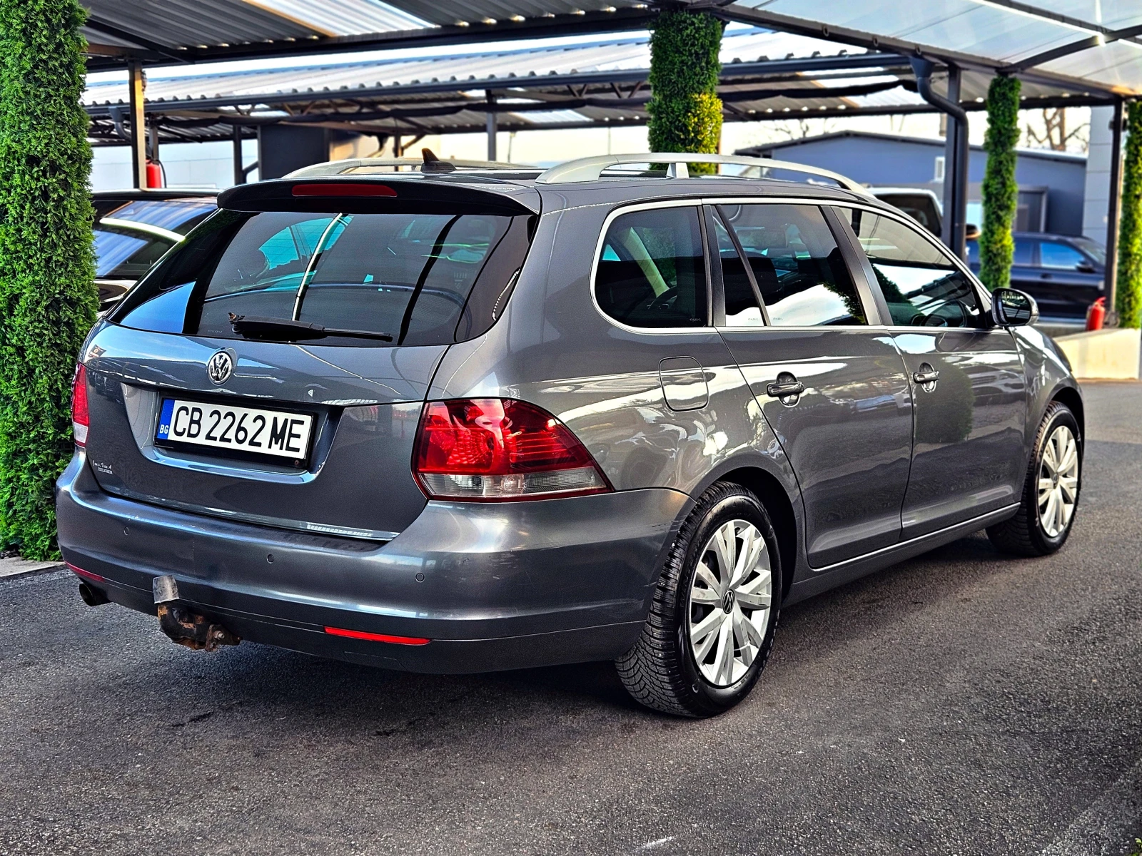 VW Golf 6/1.6TDI/105KS/5 СКОРОСТИ/TEMPOMAT/PARK ASSYST/ - изображение 5