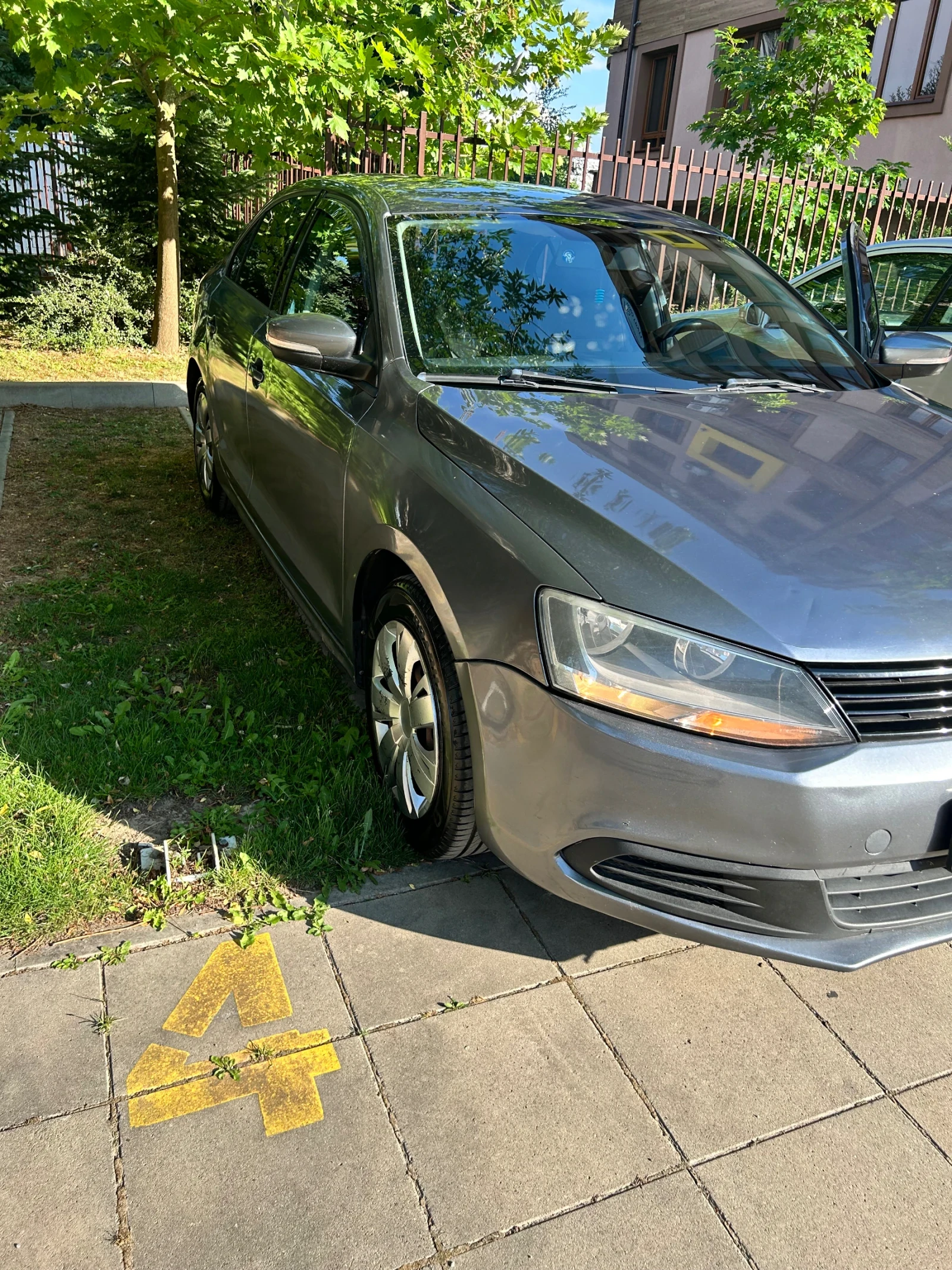 VW Jetta 2.5 SE, снимка 2 - Автомобили и джипове - 53922323