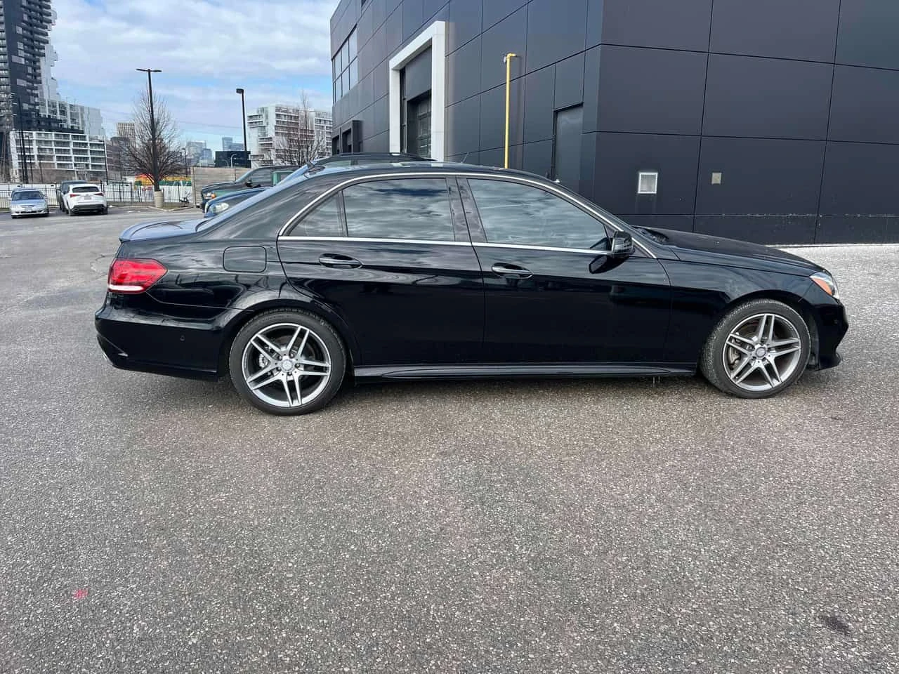 Mercedes-Benz E 250 * BlueTEC * CARFAX * ЦЕНА ДО БГ, снимка 4 - Автомобили и джипове - 53928174