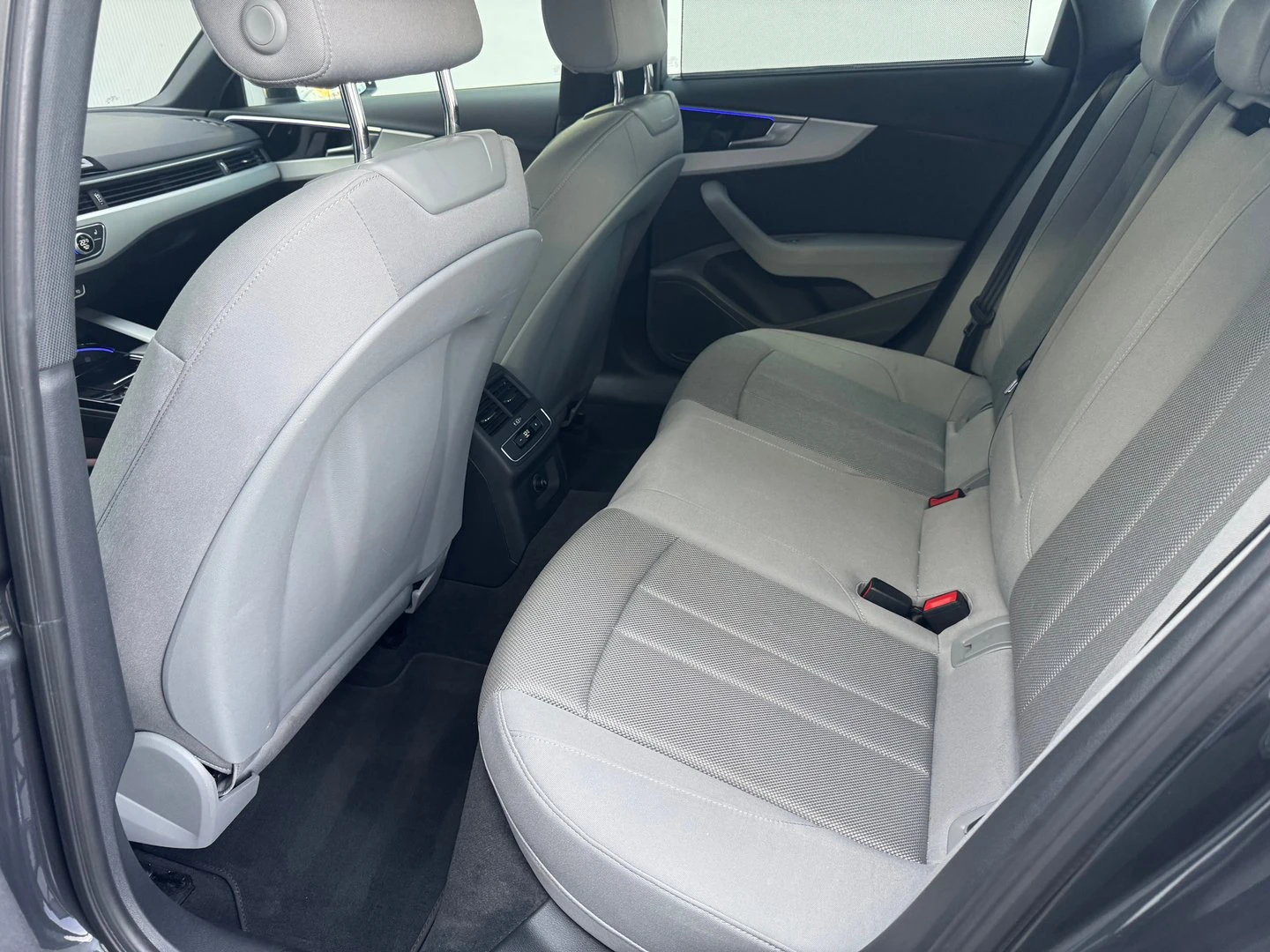 Audi A4 | Mobile.bg � ����������� 8