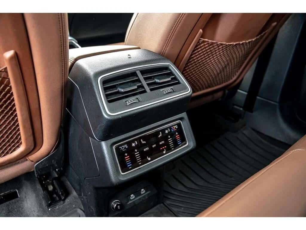 Audi E-Tron * TECHNIK * S LINE* ХЕД ЪП * 360 * PANO, снимка 12 - Автомобили и джипове - 54183025