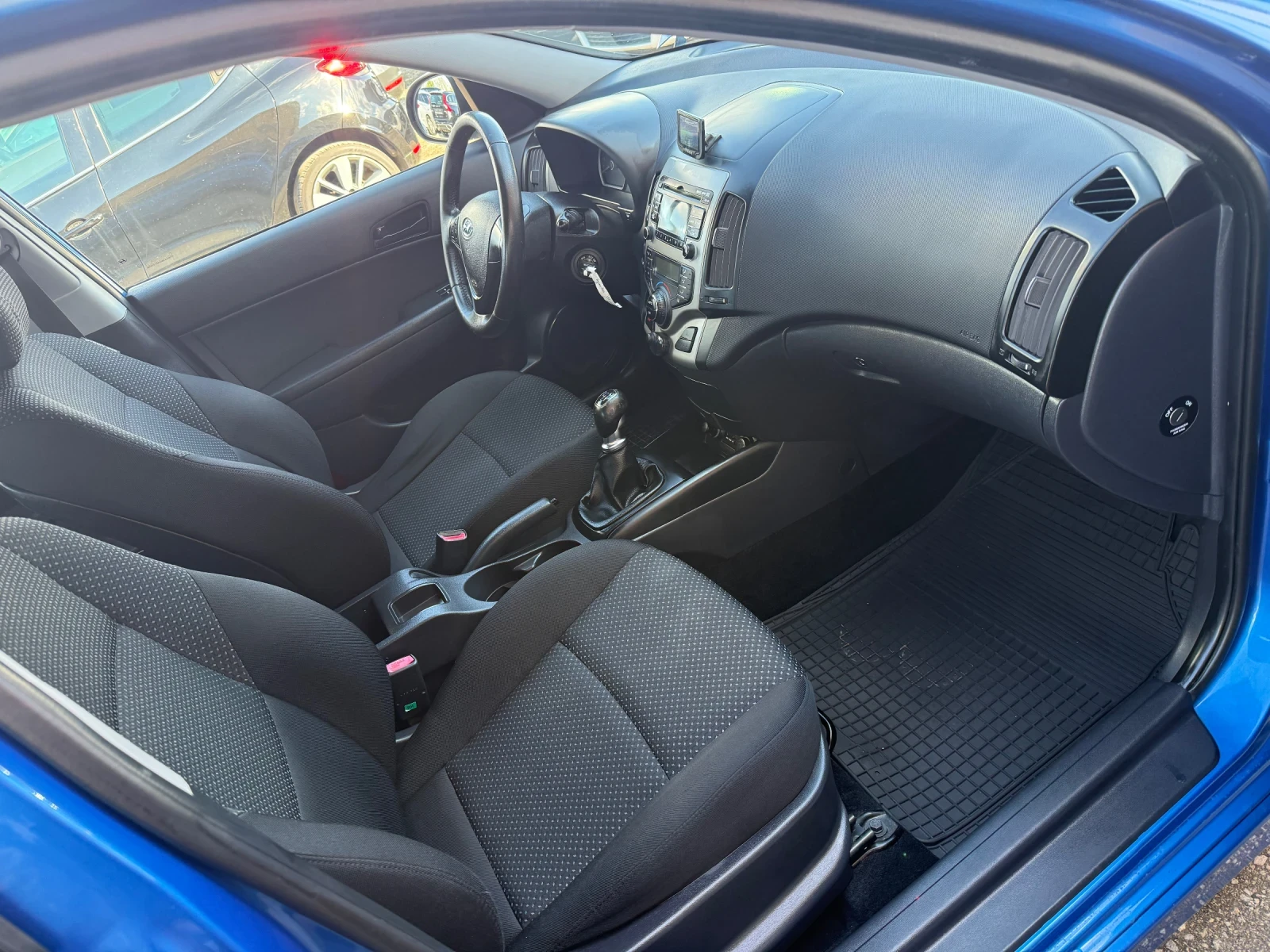 Hyundai I30 1.4 I 105 к.с. FACE ЕВРО 5 В, снимка 12 - Автомобили и джипове - 54239166