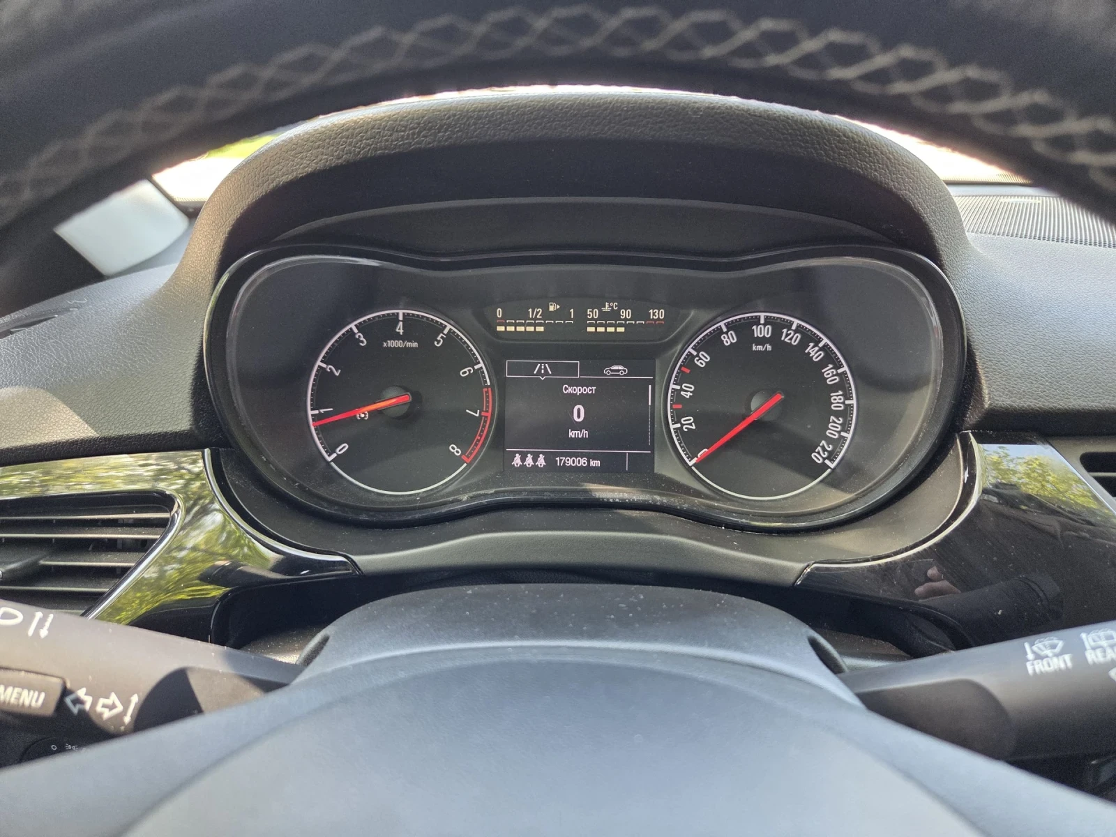 Opel Corsa 1.4i 90 Газ, снимка 5 - Автомобили и джипове - 54314604