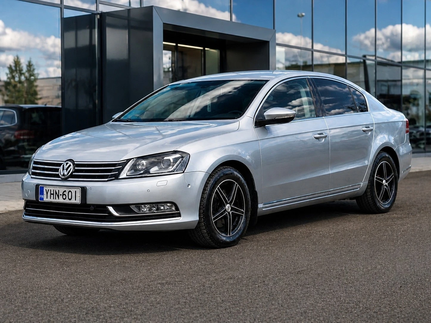 VW Passat 2.0 TDI/СЕДАН/КОЖА/ПЕЧКА/ПОДГРЕВ