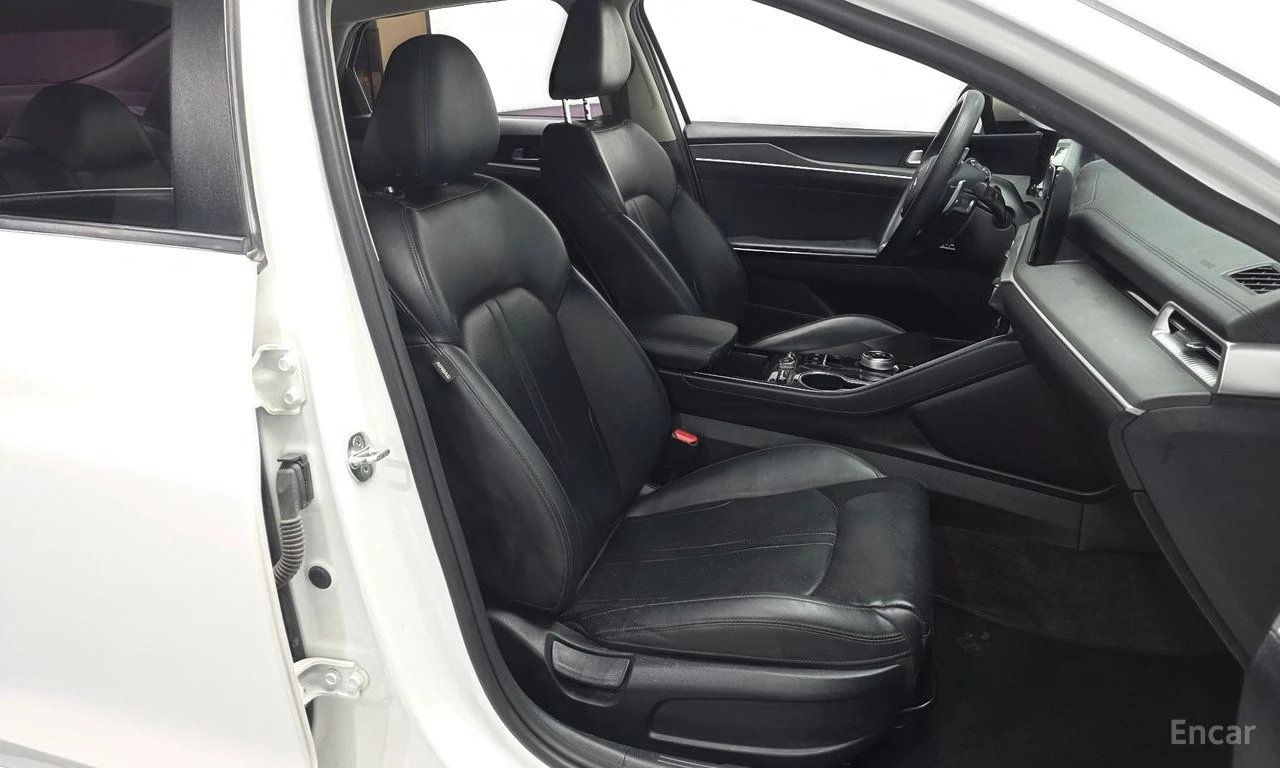 Kia K5 2.0 Trendy* DISTRONIC* ПОДГРЕВ* КАМЕРА* KEYLESS*  , снимка 7 - Автомобили и джипове - 54749110