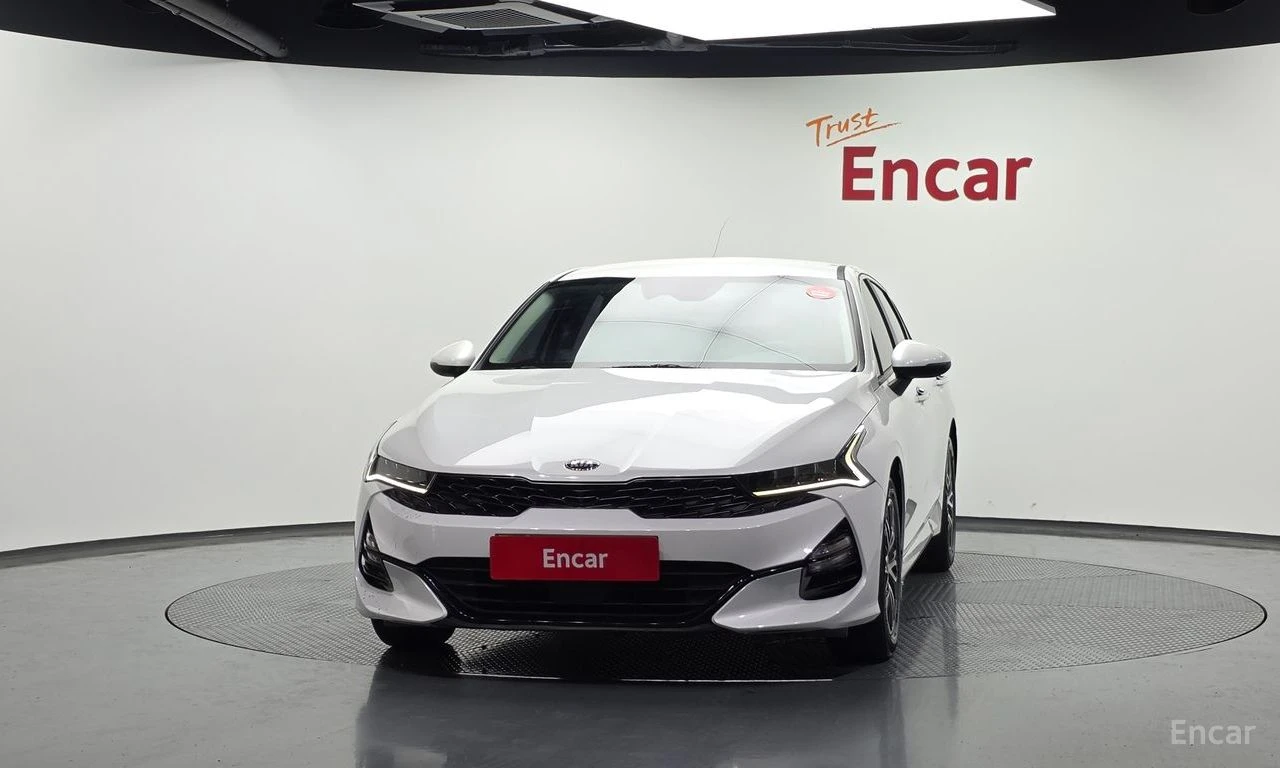 Kia K5 2.0 Trendy* DISTRONIC* ПОДГРЕВ* КАМЕРА* KEYLESS*  , снимка 2 - Автомобили и джипове - 54749110