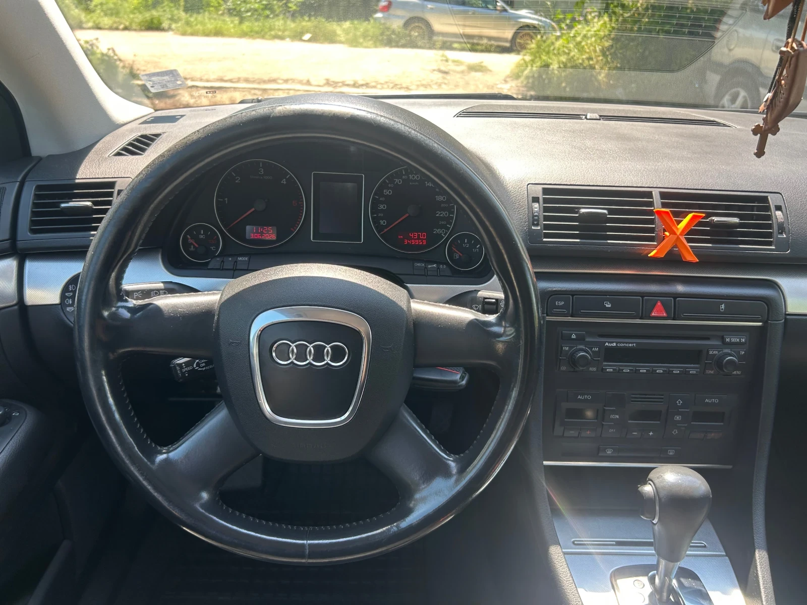 Audi A4 2.0 TDI, снимка 5 - Автомобили и джипове - 54763786