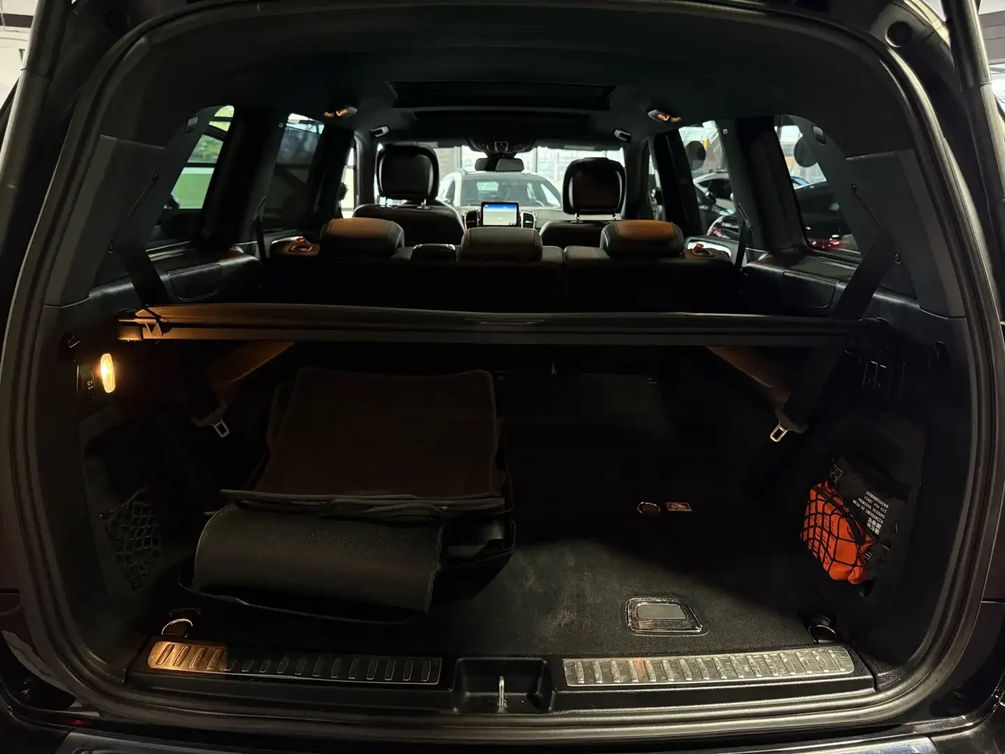 Mercedes-Benz GLS 450, снимка 13 - Автомобили и джипове - 55099177