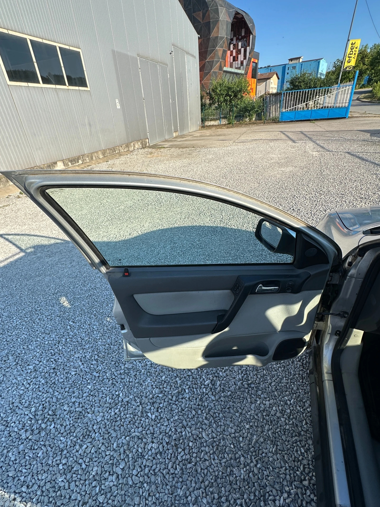 Opel Astra, снимка 7 - Автомобили и джипове - 55165886