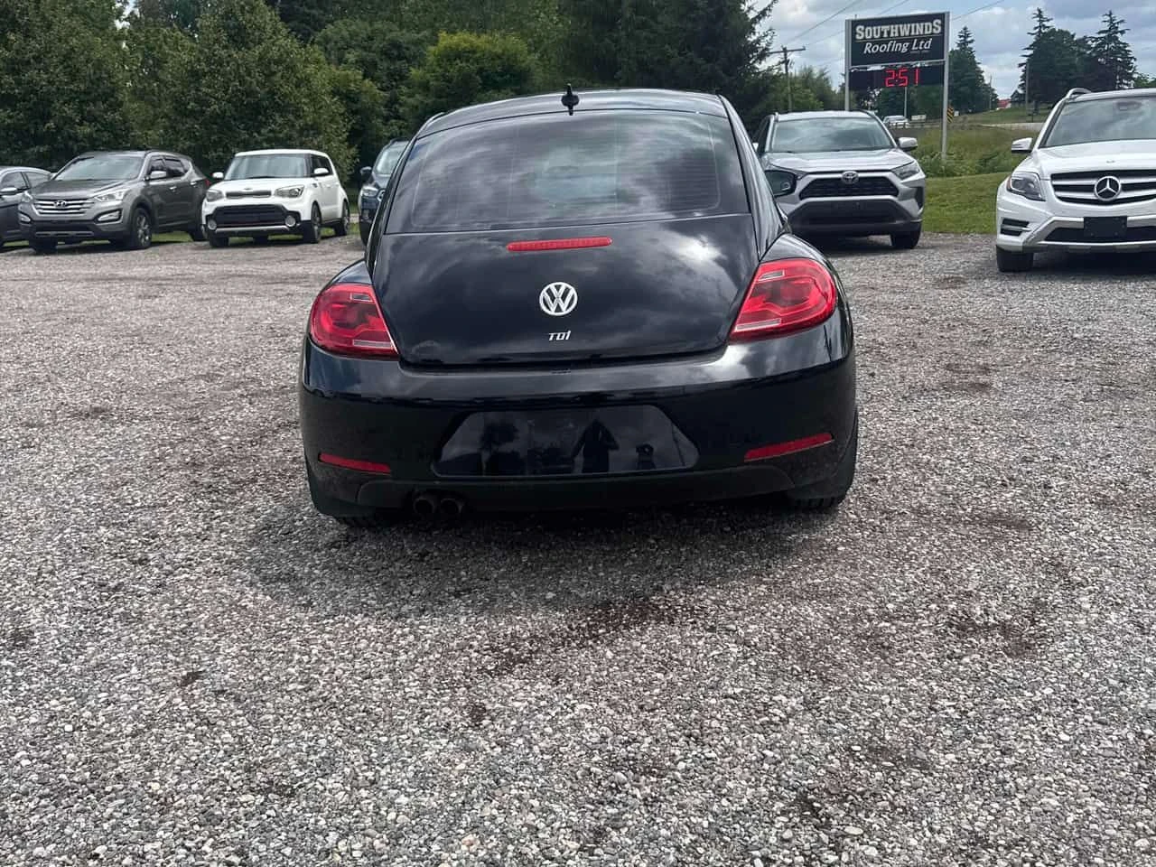 VW Beetle * 2dr Cpe 2.0L TDI DSG Highline * CARFAX * , снимка 4 - Автомобили и джипове - 55177164