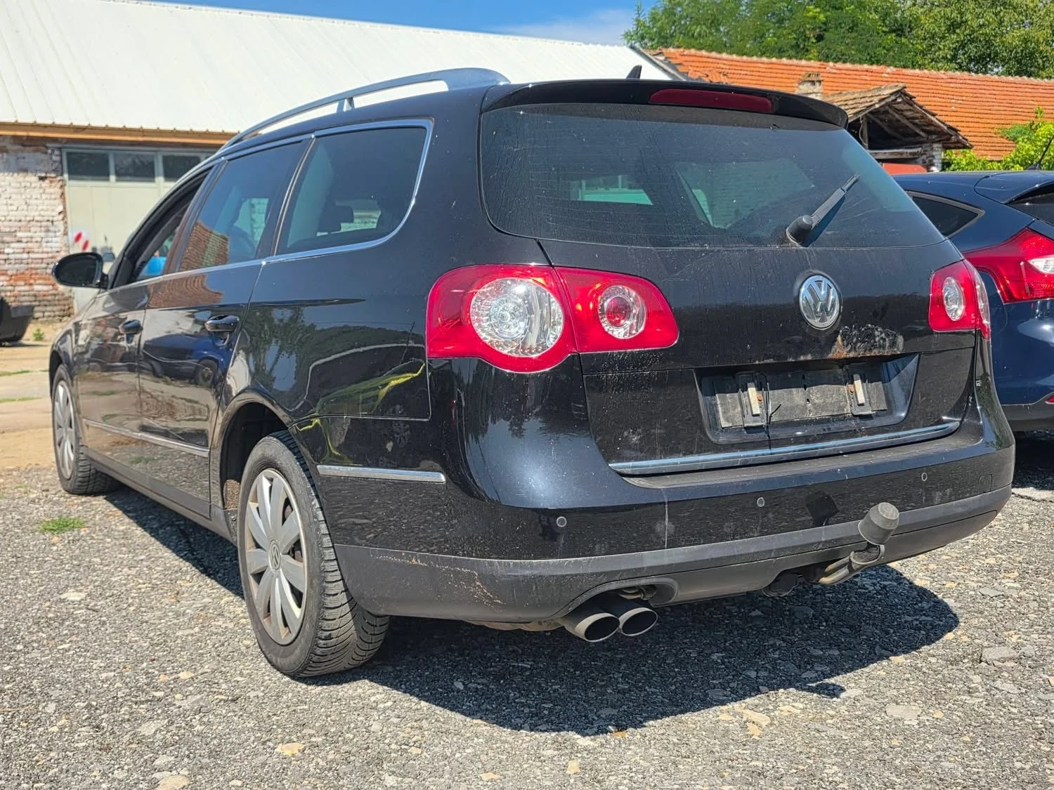 VW Passat 2.0TDI 170K.C. / АВТОМАТ / НАВИ / КОЖА , снимка 3 - Автомобили и джипове - 55240896