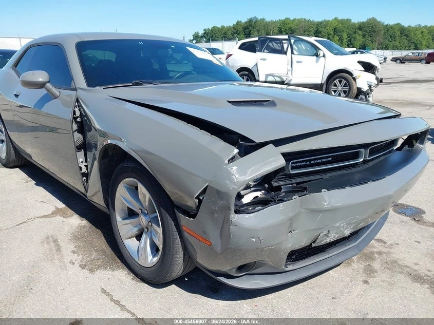 Dodge Challenger * SXT* KEYLESS* Camera* ПОДГРЕВ* , снимка 3 - Автомобили и джипове - 55574399