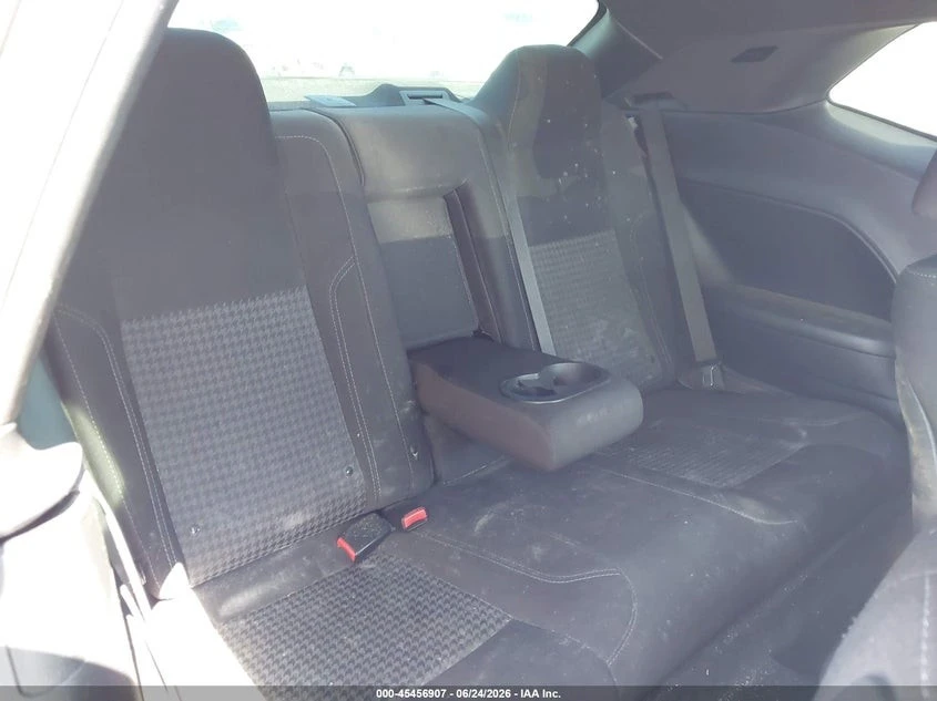 Dodge Challenger * SXT* KEYLESS* Camera* ПОДГРЕВ* , снимка 13 - Автомобили и джипове - 55574399