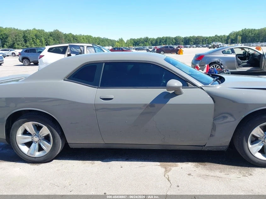 Dodge Challenger * SXT* KEYLESS* Camera* ПОДГРЕВ* , снимка 9 - Автомобили и джипове - 55574399